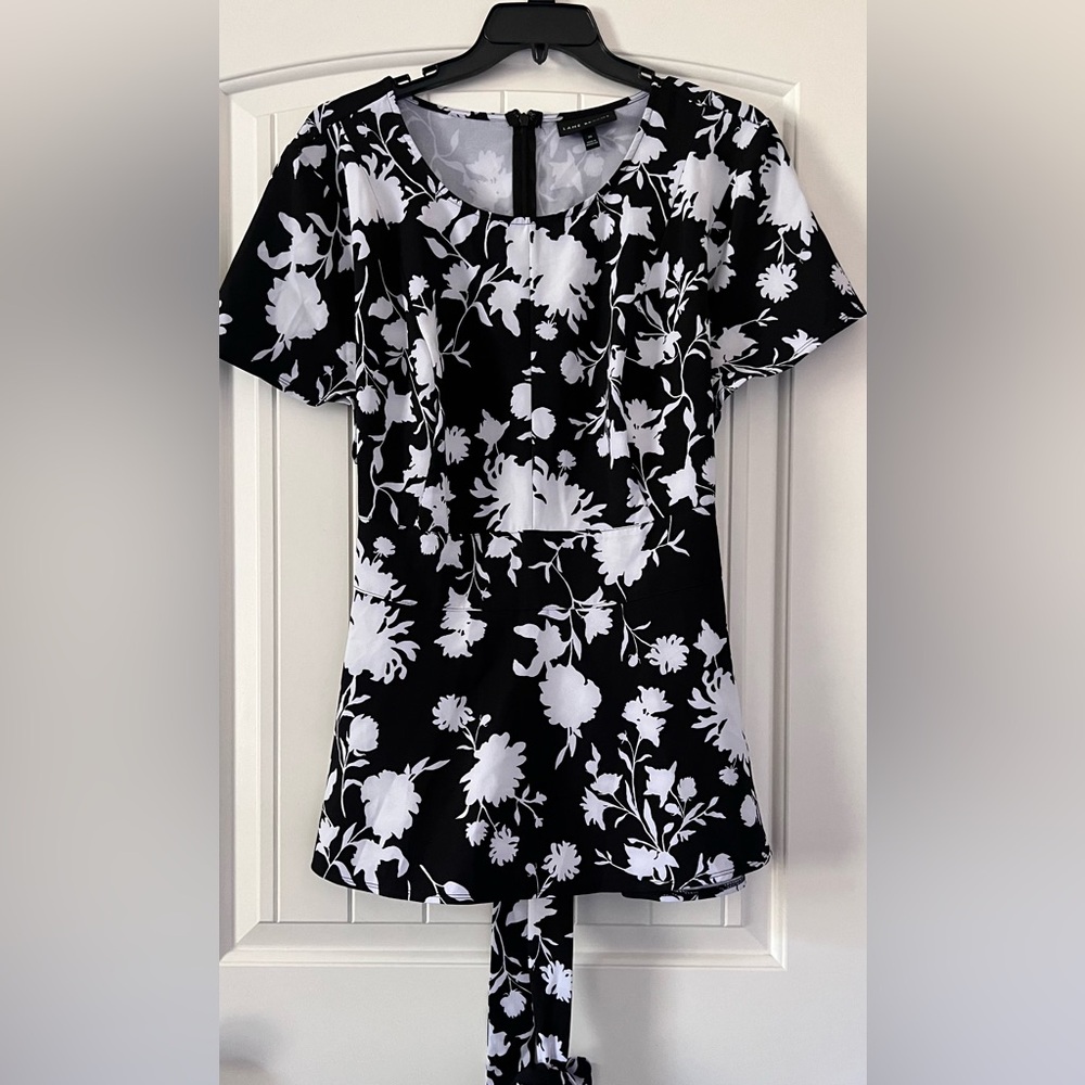 Lane Bryant‎ Size 26 (3X) V Neck, Tie Waist Peplum V Neck Blouse Black White Top